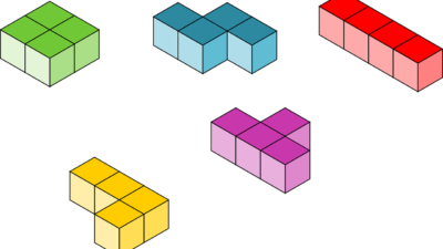 Klossar i olika färger och former